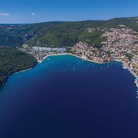 2 Bedroom Lovely In Drenje (Istria)
